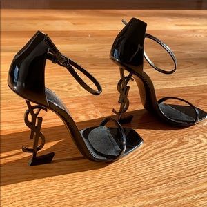 YSL Saint Laurent Black Patent Leather Heels